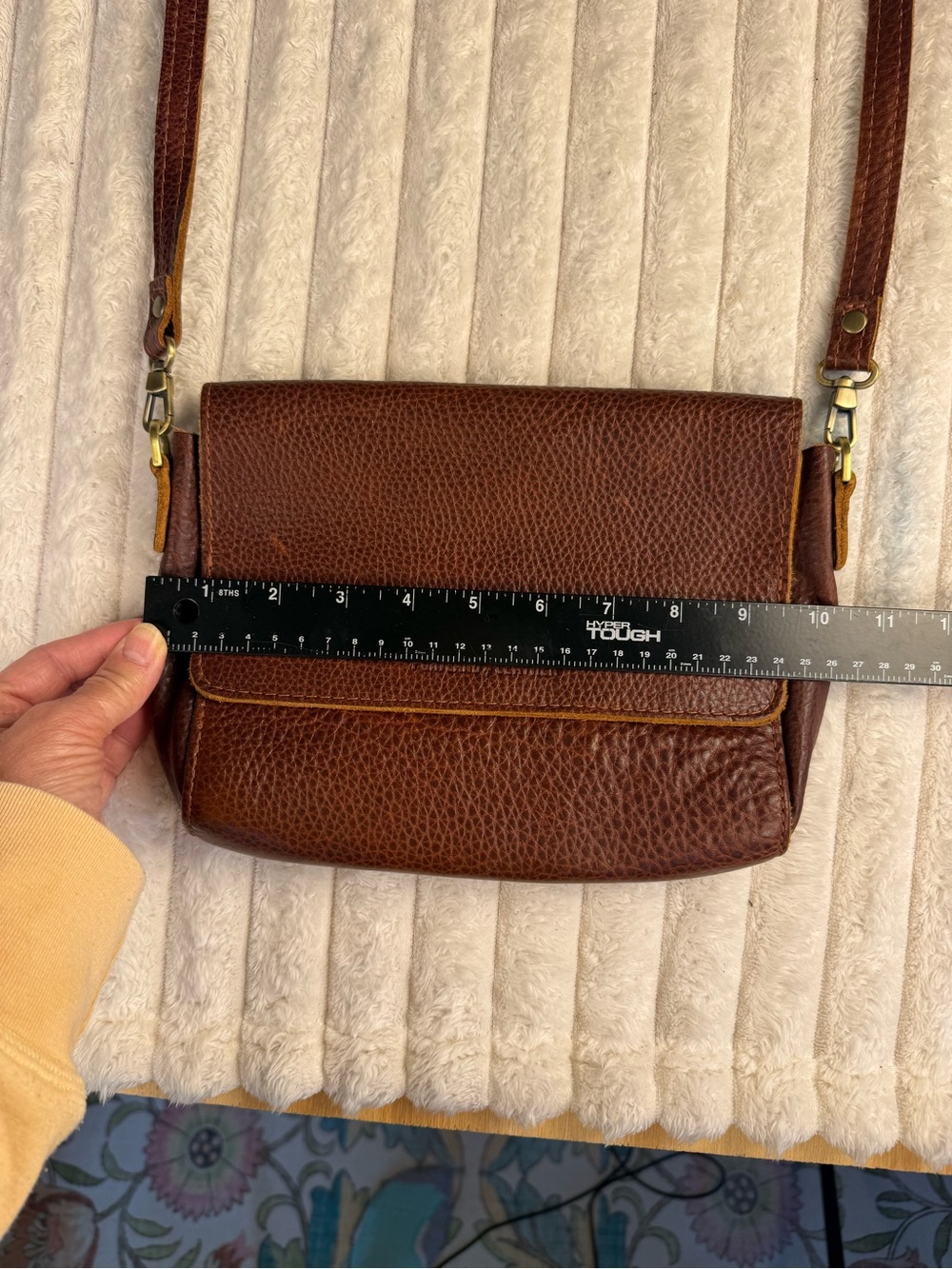 Portland Leather Chestnut Brown Pebbled Leather Crossbody - Picture 9 of 11